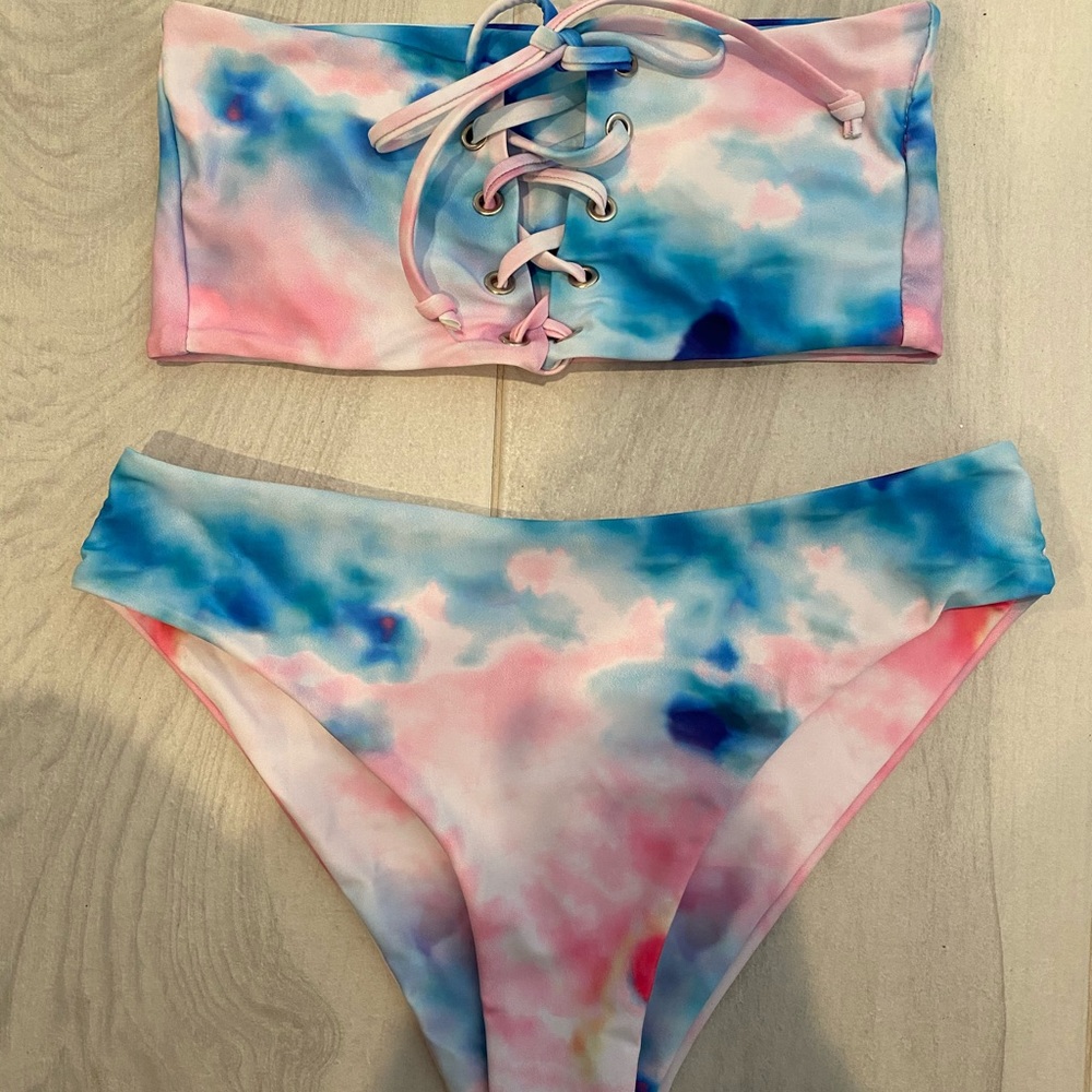 TIE DYE BIKINI!!!!